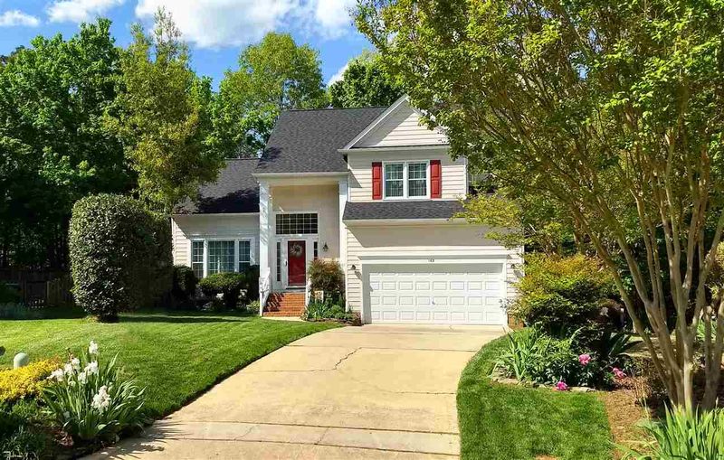 103 Gettysburg Dr, Cary, NC 27513