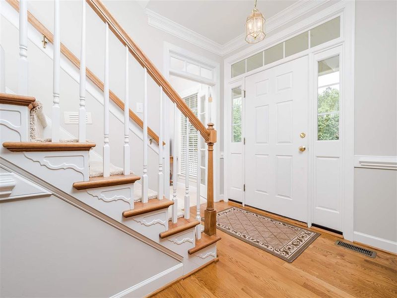 103 Glenmore Rd, Cary, NC 27519