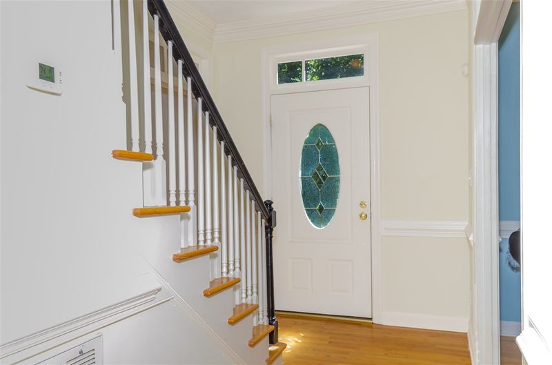 103 Glenrose Ln, Cary, NC 27518