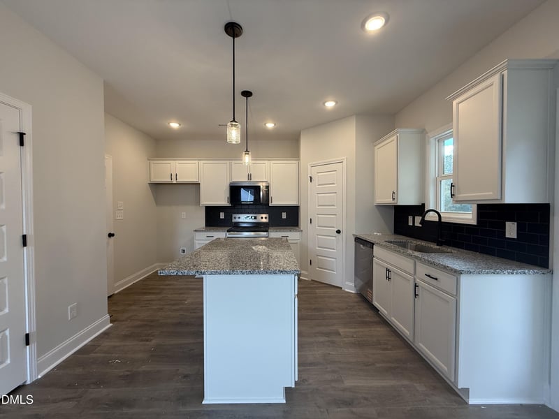 103 Goldenrod Loop, Clayton, NC 27520