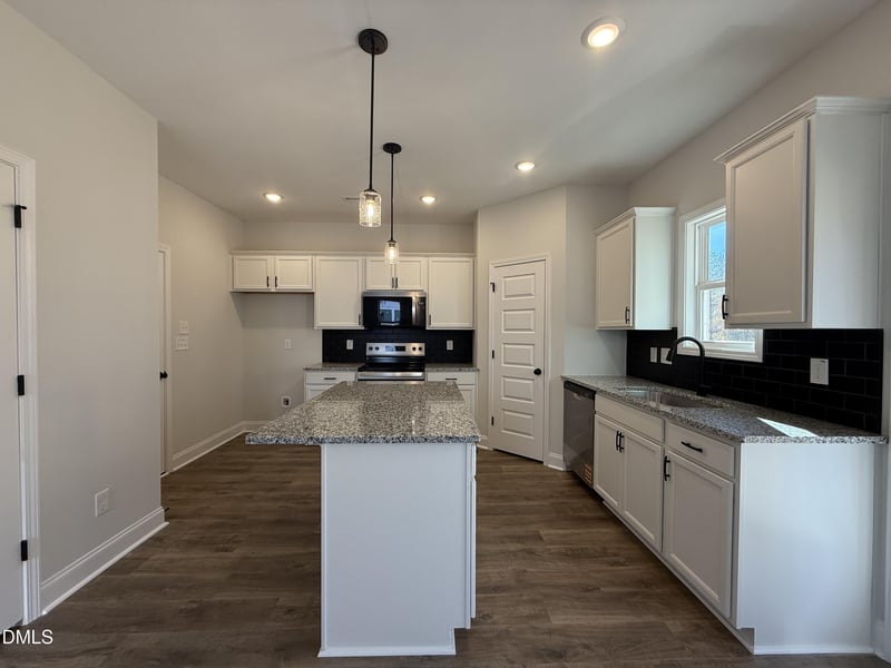 103 Goldenrod Loop, Clayton, NC 27520