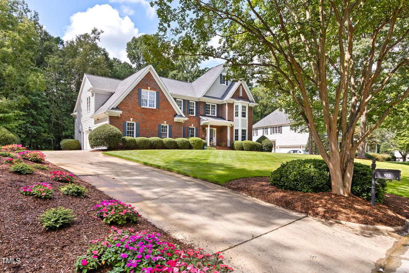 103 Goldenthal Ct, Cary, NC 27519