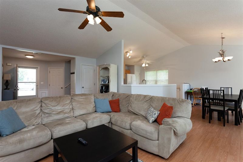103 Grassy Point Rd, Apex, NC 27502