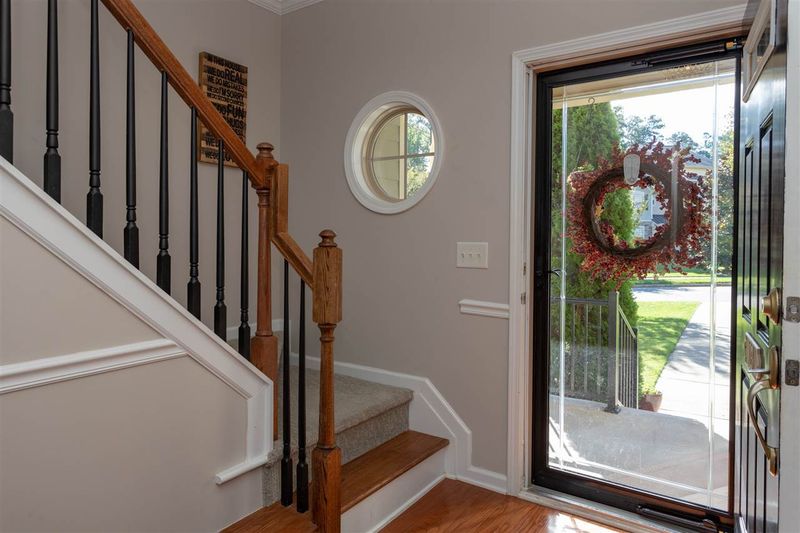 103 Haybarn Ct, Apex, NC 27502