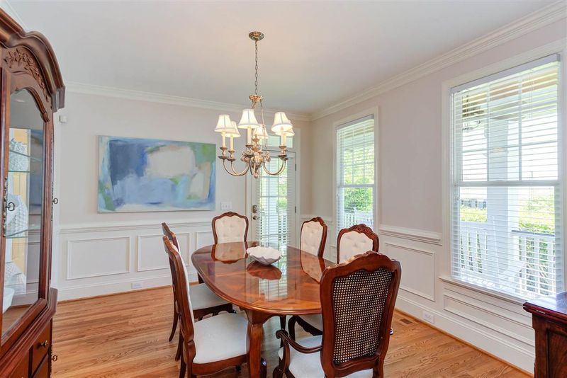 103 Hillspring Ln, Chapel Hill, NC 27516