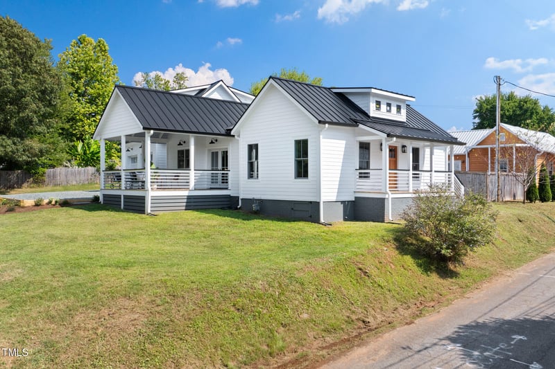 103 Holt St, Hillsborough, NC 27278