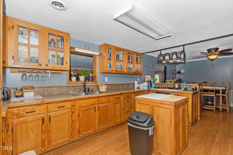 103 Hope St, Erwin, NC 28339