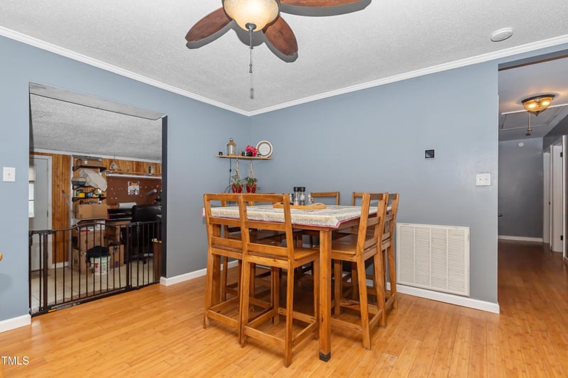 103 Hope St, Erwin, NC 28339