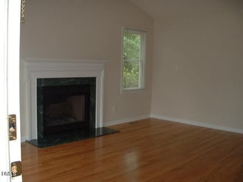 103 Hunter Park Ct, Cary, NC 27511