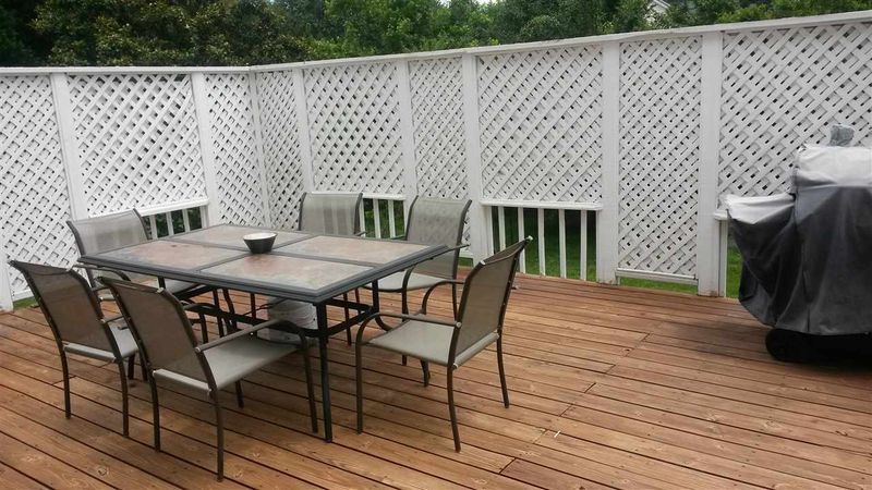 103 Kempmill Ct, Cary, NC 27519