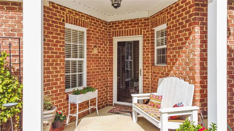 103 Kestrel Ct, Mebane, NC 27302