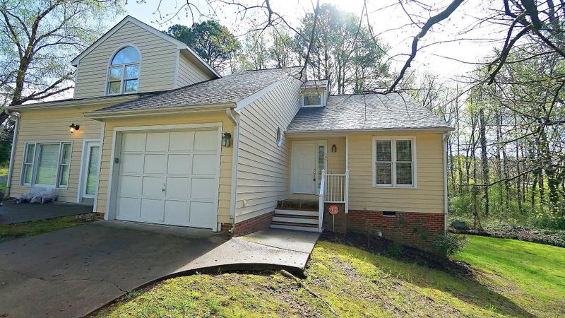 103 Kingsley Woods Dr, Durham, NC 27703
