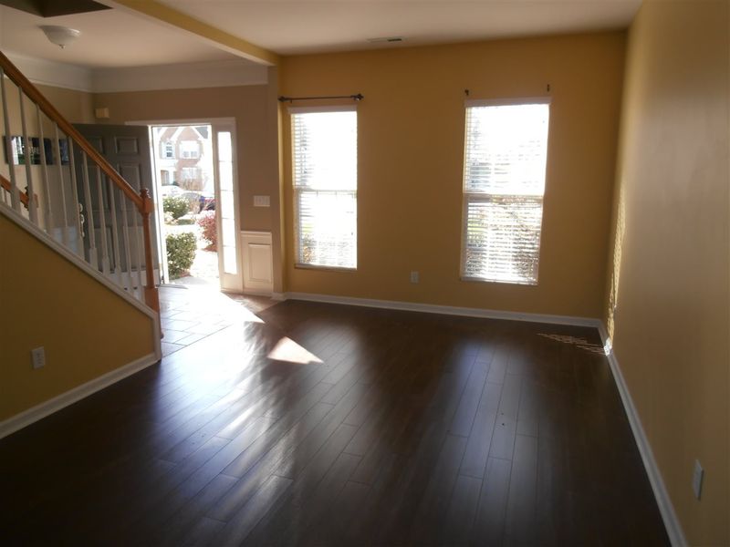 103 Kurtner Ct, Morrisville, NC 27560