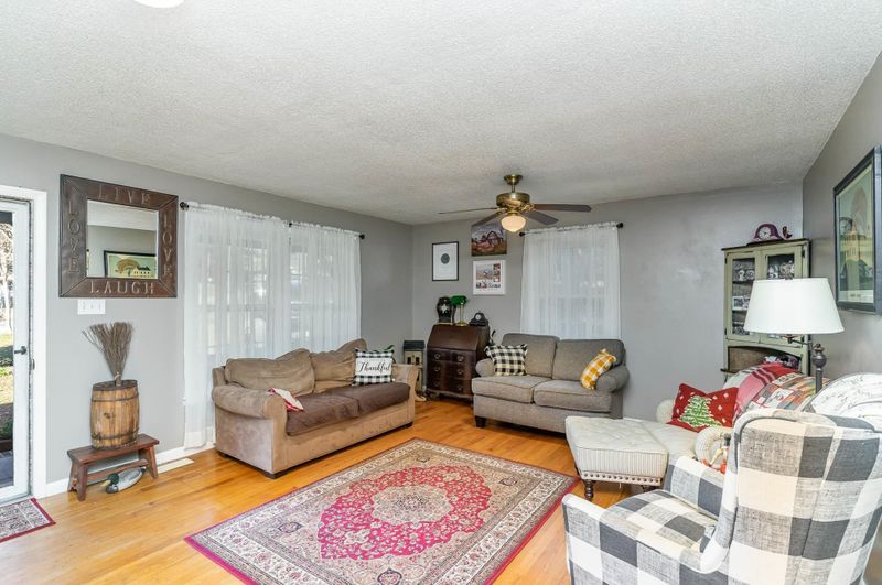 103 Lakeview Ave, Wake Forest, NC 27587