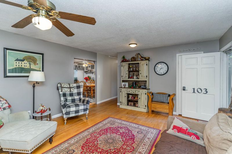 103 Lakeview Ave, Wake Forest, NC 27587