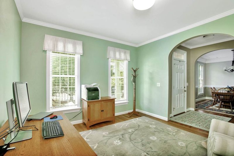 103 Lansbrooke Ln, Apex, NC 27502