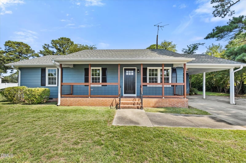 103 Lilly St, Dunn, NC 28334