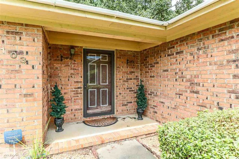 103 Lisa Cir, Goldsboro, NC 27534