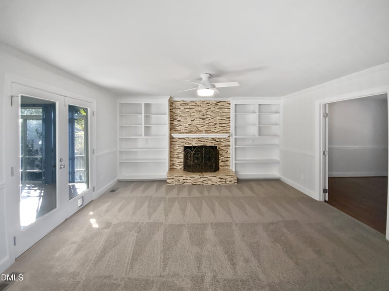 103 Lochberry Ln, Cary, NC 27518