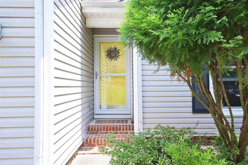 103 Lonesome Pine Dr, Cary, NC 27513