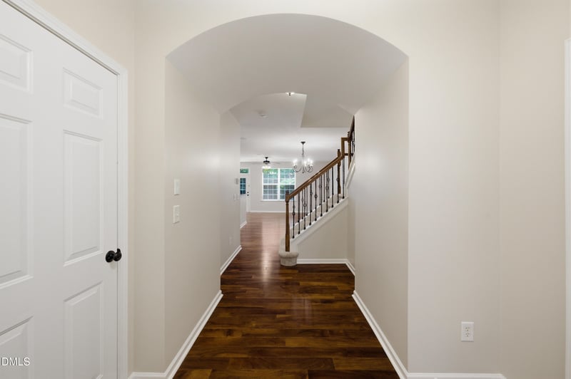 103 Longchamp Ln, Cary, NC 27519