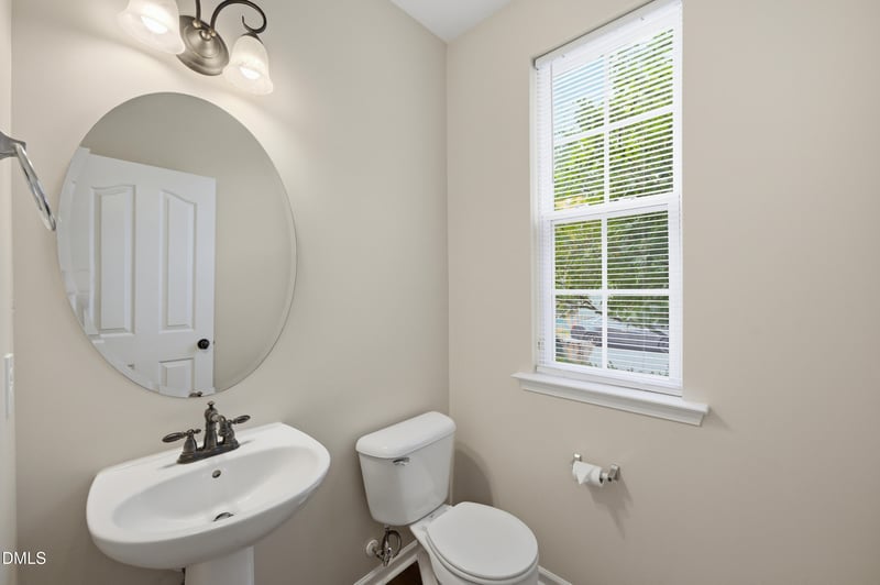 103 Longchamp Ln, Cary, NC 27519