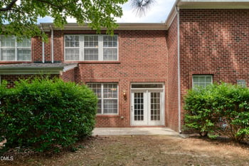 103 Longchamp Ln, Cary, NC 27519