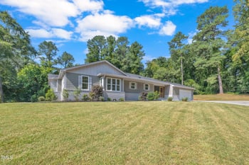 103 Longview Lake Dr, Raleigh, NC 27610