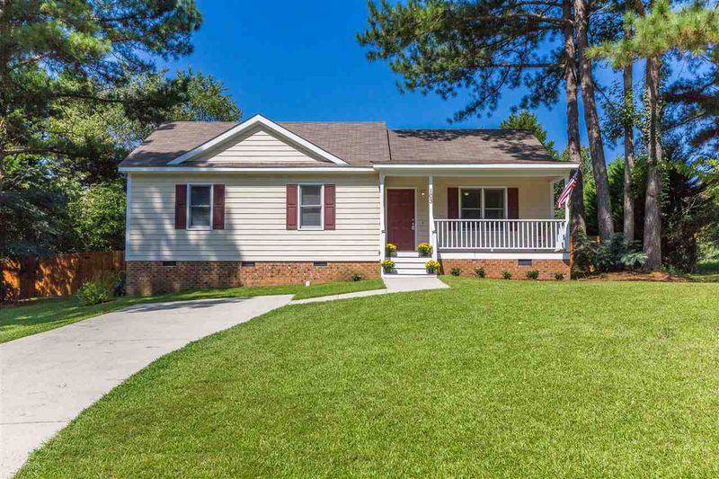103 Marrian Dr, Clayton, NC 27520