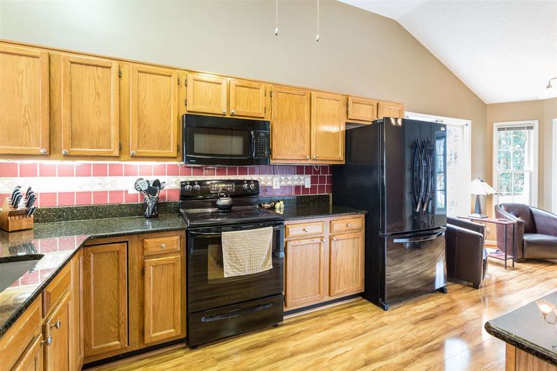 103 Martins Point Pl, Cary, NC 27519