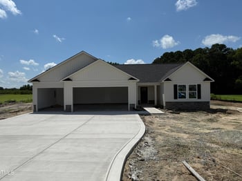 103 Maxwell Farm Ln, Selma, NC 27576