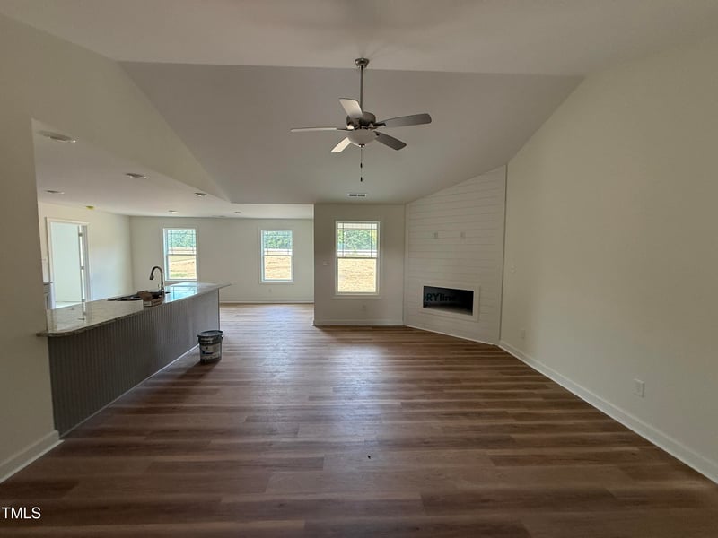 103 Maxwell Farm Ln, Selma, NC 27576