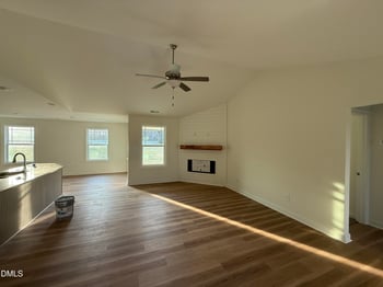 103 Maxwell Farm Ln, Selma, NC 27576