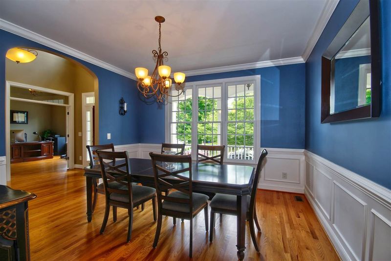 103 Maywood Way, Chapel Hill, NC 27516