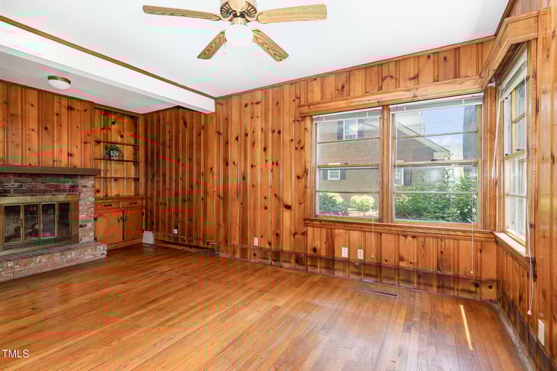 103 Meadowbrook Dr, Smithfield, NC 27577