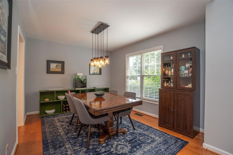 103 Morgans Corner Rn, Cary, NC 27519