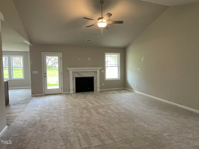 103 Oakfield Trace Dr, Four Oaks, NC 27524