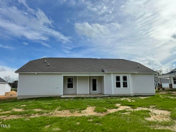 103 Oakfield Trace Dr, Four Oaks, NC 27524