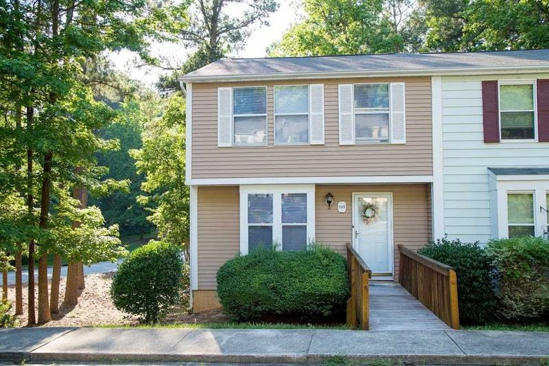 103 Ocala Ct, Cary, NC 27513