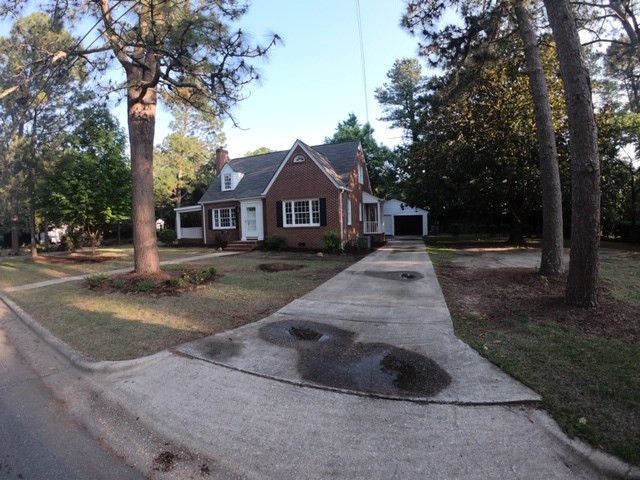 103 W Parker St, Smithfield, NC 27577