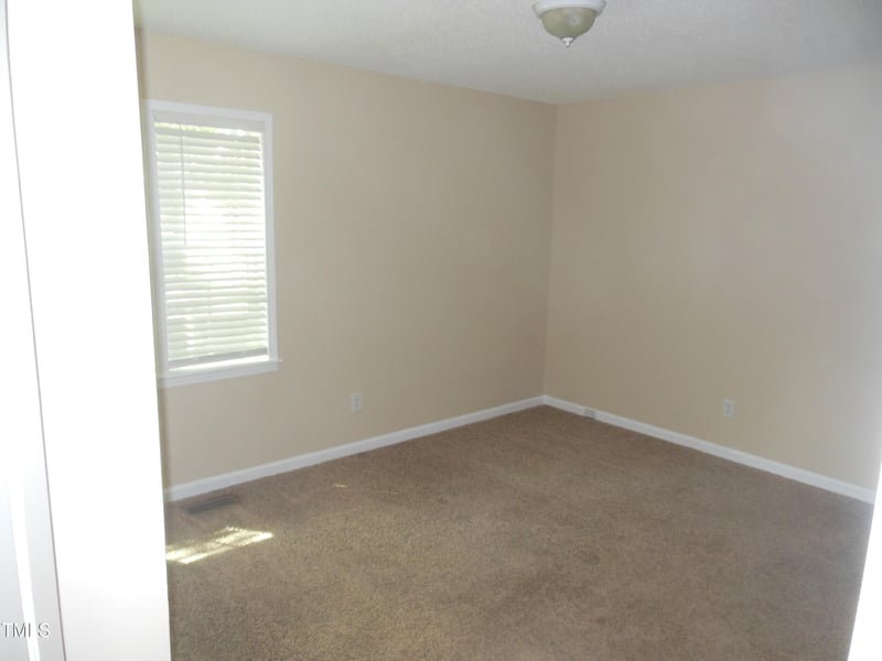103 Pebblebrook Dr, Knightdale, NC 27545