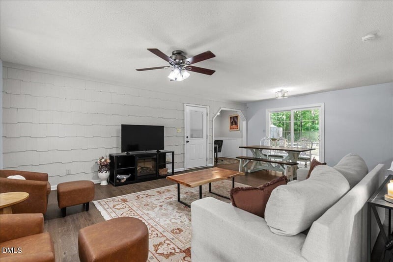 103 Pinewood Cir, Louisburg, NC 27549