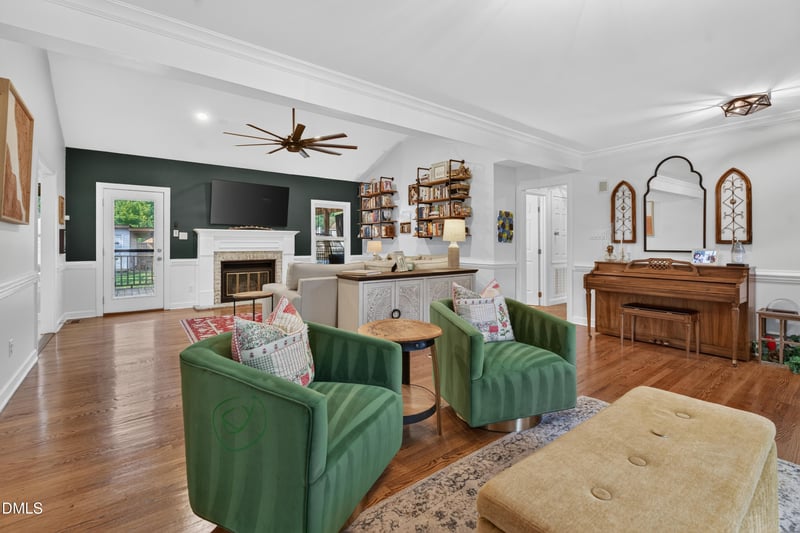 103 Pinewood Dr, Apex, NC 27502