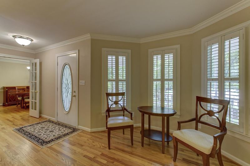 103 Planters Wood Ln, Cary, NC 27518