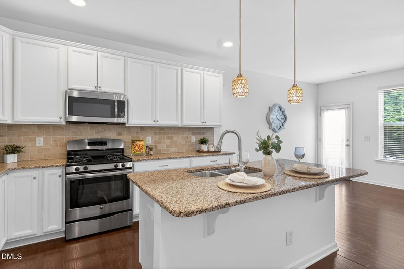 103 Pleasant Glen Ln, Apex, NC 27539