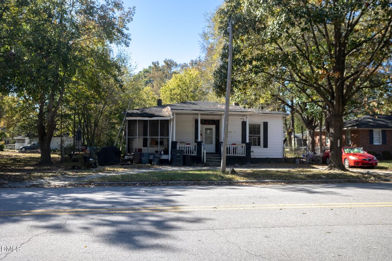103 Preston St, Selma, NC 27576