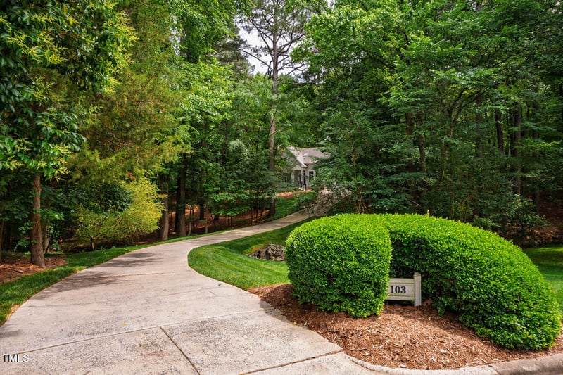 103 Red Cedar Pl, Chapel Hill, NC 27514