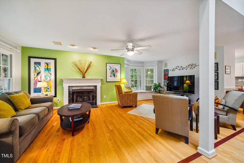 103 Red Cedar Pl, Chapel Hill, NC 27514