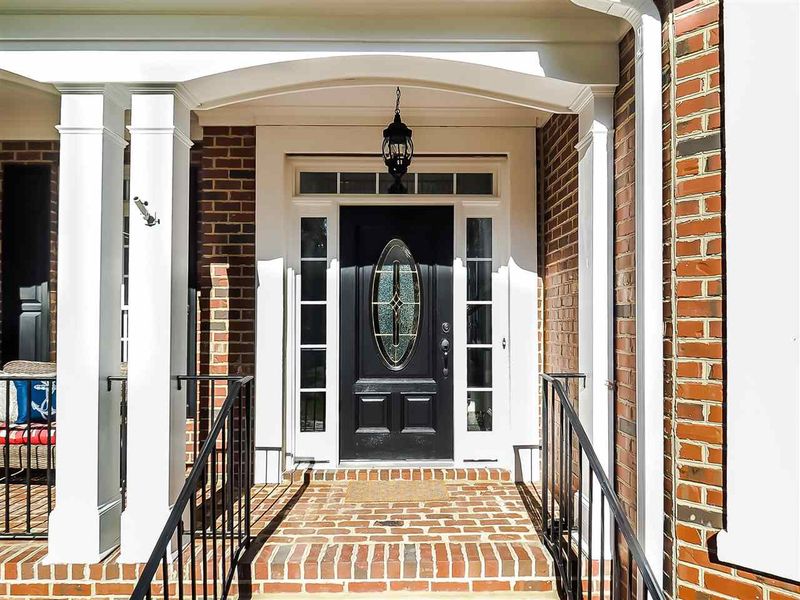 103 Reinhold Ln, Cary, NC 27513