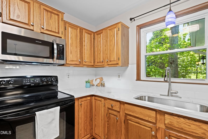 103 Ripley Ct, Cary, NC 27513